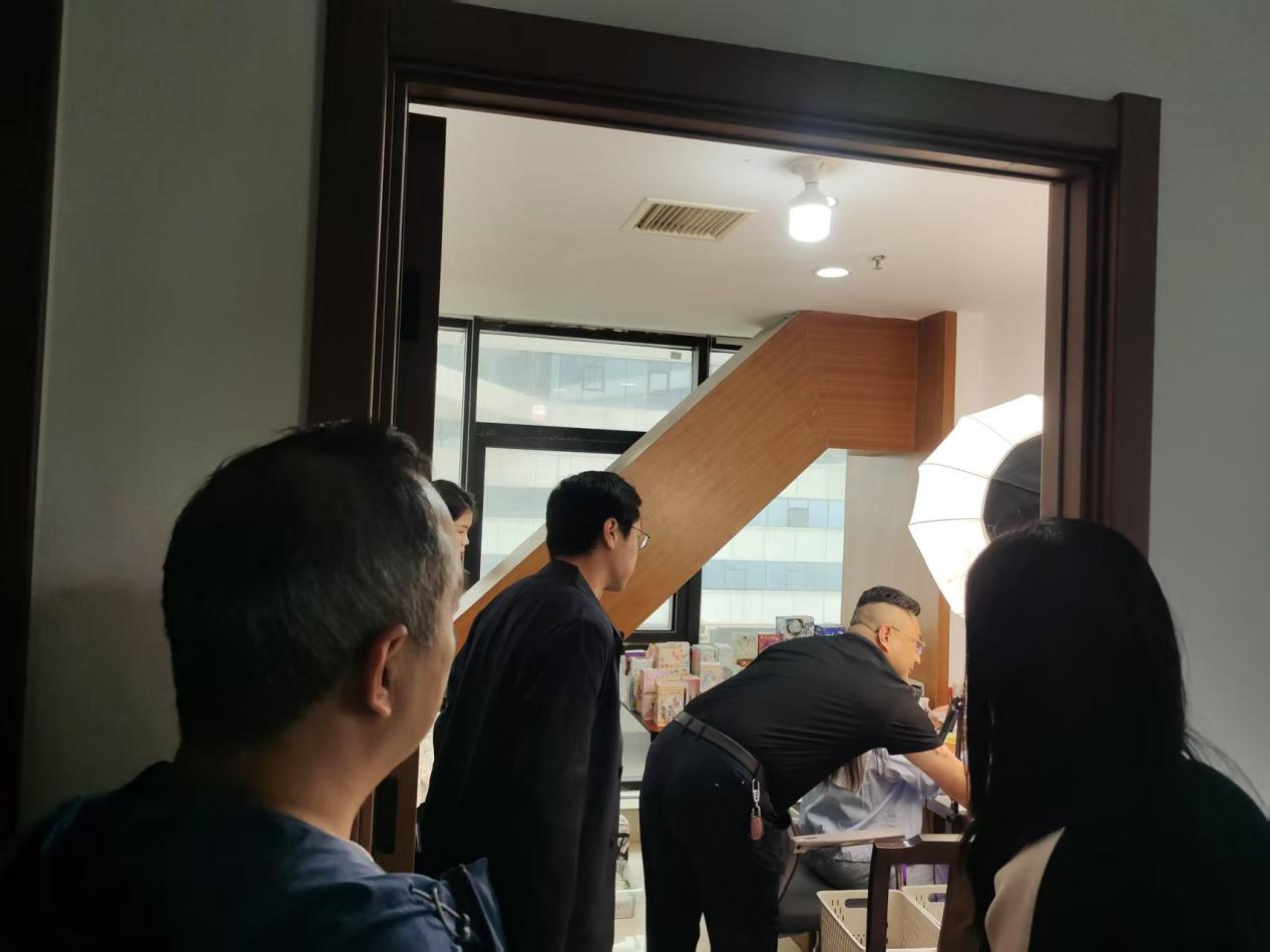 数字经济学院赴鹤壁市星潮文化传媒有限公司开展访企拓岗活动